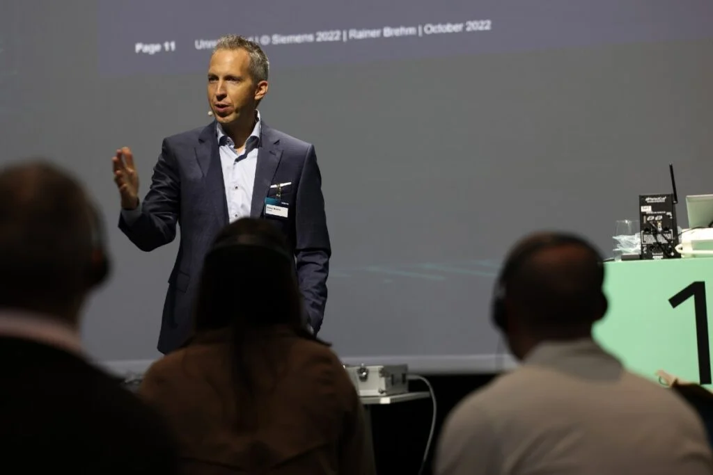 Reiner Brehm, CEO da Siemens AG Factory Automation, durante o Siemens Digital Business Media Day. Foto: Divulgação Siemens